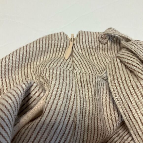 Moon River Pleat Blanket Stitch Short Paper Bag Shorts. Brown Pinstripes, Medium - Picture 8 of 16